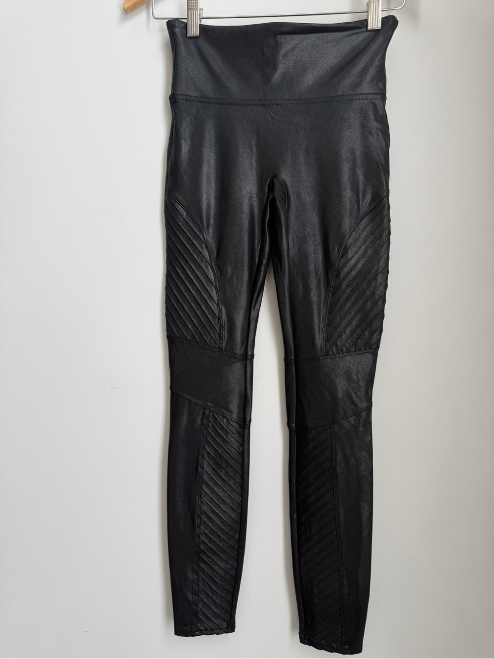 SPANX Faux Leather Moto Leggings Black High Rise Sculpting Size XSmall - Picture 2 of 9